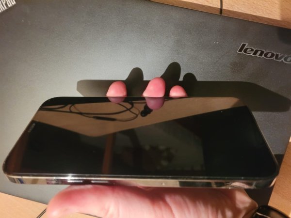 Shqiperi, Celular-Smartphone Smarphone