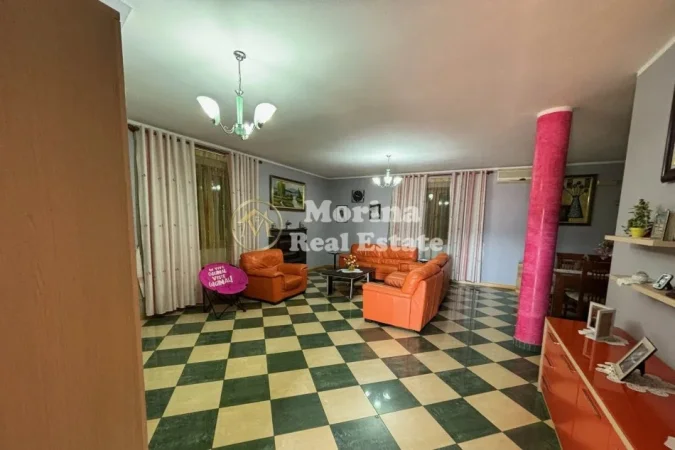 Tirane, shitet Vile 4 Katshe Kati 0, 300 m² 380.000 € (Vore)