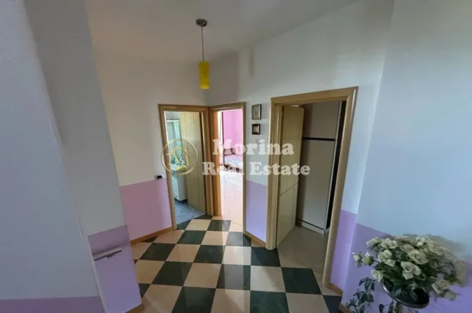 Tirane, shitet Vile 4 Katshe Kati 0, 300 m² 380.000 € (Vore)