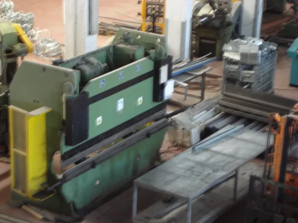 Lushnje, ofroj Aksionet e Kompanise