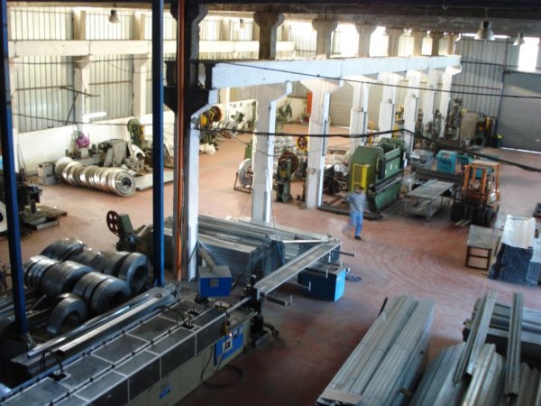 Lushnje, ofroj Aksionet e Kompanise