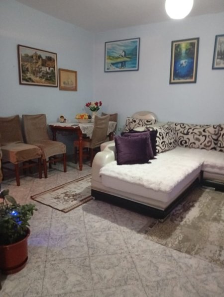 Tirane, shitet apartament 1+1+Ballkon Kati 1, 60 m² 85.000 € 