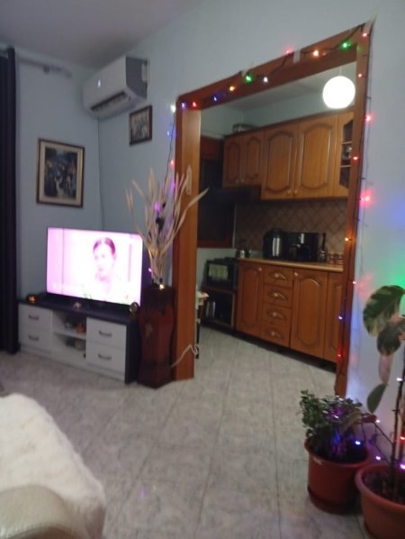 Tirane, shitet apartament 1+1+Ballkon Kati 1, 60 m² 85.000 € 
