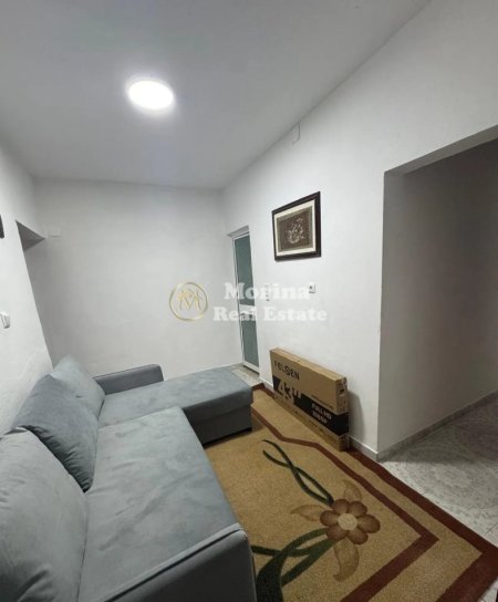 Tirane, jepet me qera apartament 1+1 Kati 1, 50 m² 450 € (Vasil Shanto)