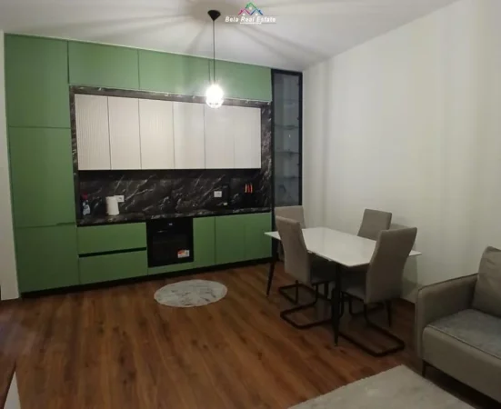 Tirane, jepet me qera apartament 2+1 Kati 5, 97 m² 600 € (Paskuqan)