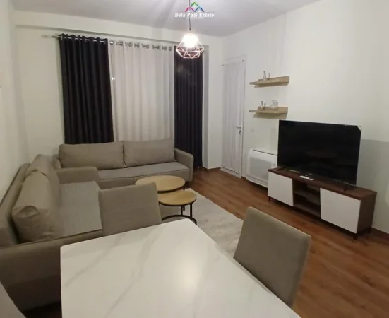 Tirane, jepet me qera apartament 2+1 Kati 5, 97 m² 600 € (Paskuqan)
