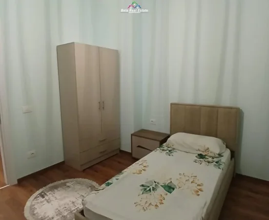 Tirane, jepet me qera apartament 2+1 Kati 5, 97 m² 600 € (Paskuqan)