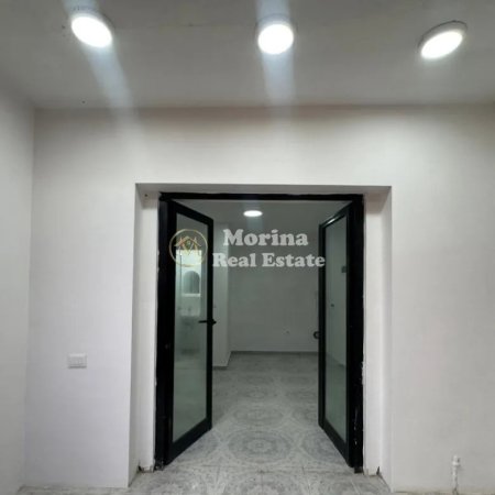 Tirane, jepet me qera ambjent biznesi Kati 1, 25 m² 500 € (Vasil Shanto)
