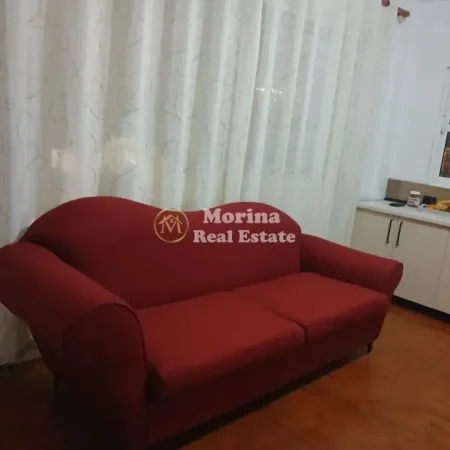 Tirane, jepet me qera shtepi 1+1 Kati 3, 60 m² 350 € (Yzberisht)
