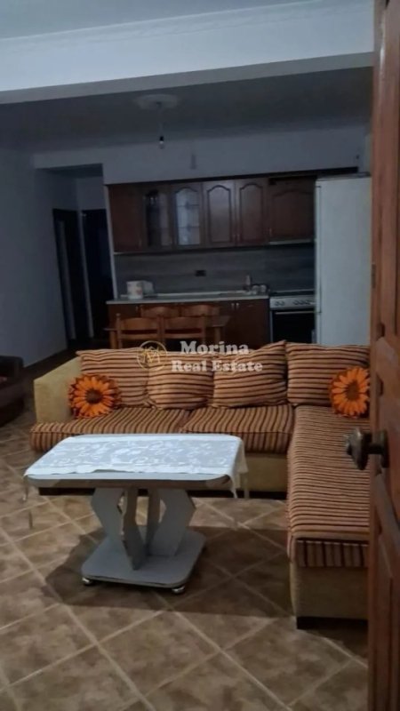 Tirane, jepet me qera shtepi 2+1 Kati 3, 80 m² 400 € (Yzberisht)