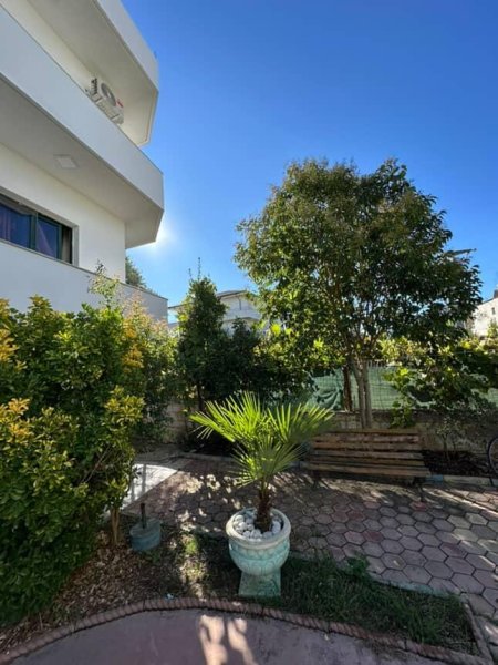 Shkembi Kavajes, shitet nga Pronari, pa-komision apartament 3 Katshe Kati 3, 480 m² 550.000 € (Shkembi kavajes)