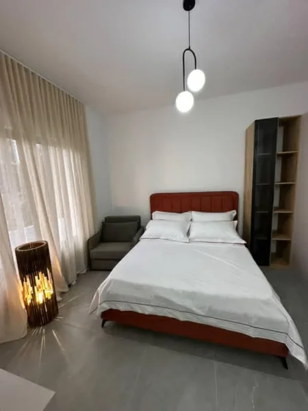 Shkembi Kavajes, shitet nga Pronari, pa-komision apartament 3 Katshe Kati 3, 480 m² 550.000 € (Shkembi kavajes)
