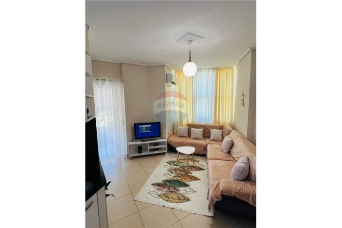 Vlore, jepet me qera apartament 1+1+Ballkon Kati 3, 67 m² 350 € (RRUGA CAJUPI,VLORE)