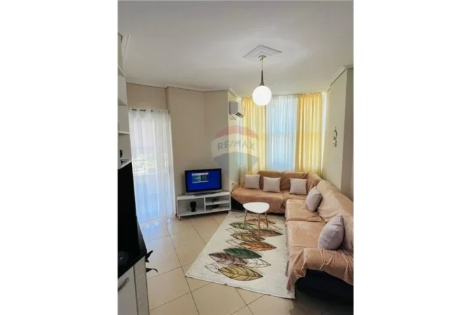 Vlore, jepet me qera apartament 1+1+Ballkon Kati 3, 67 m² 350 € (RRUGA CAJUPI,VLORE)