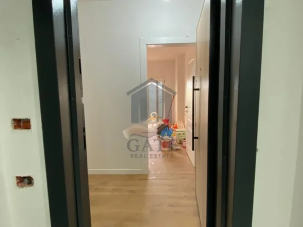 Durres, jepet me qera apartament 2+1 Kati 2, 120 m² 500 € 