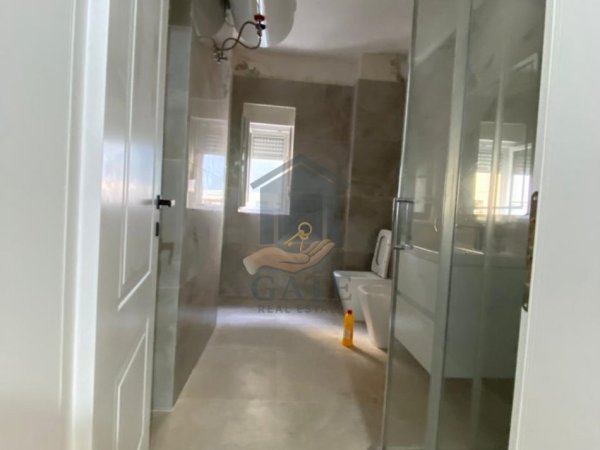 Durres, jepet me qera apartament 2+1 Kati 2, 120 m² 500 € 