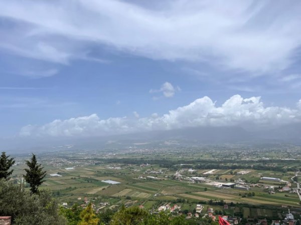 Tirane, shitet toke , 10.000 m² 600.000 € (Rruga "Autostrada Tirane-Durres")