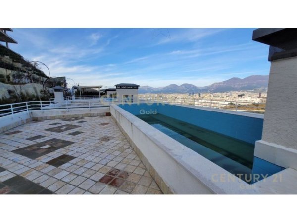 Tirane, shitet apartament 3 Katshe Kati 3, 300 m² 