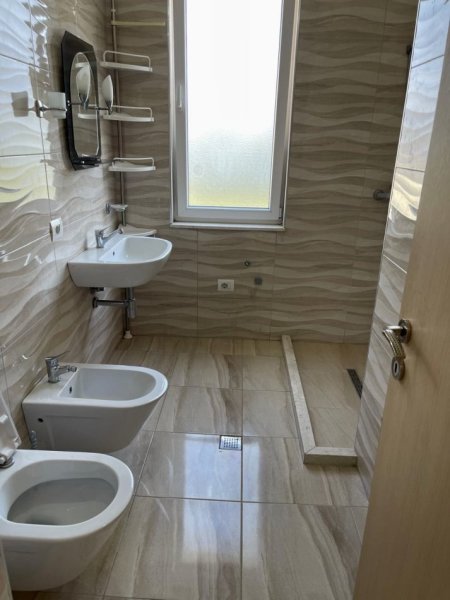 Tirane, shitet apartament 3+1+Aneks+Ballkon Kati 2, 140 m² 280.000 € (Aleksander Moisiu)