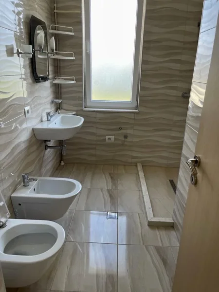 Tirane, shitet apartament 3+1+Aneks+Ballkon Kati 2, 140 m² 280.000 € (Aleksander Moisiu)