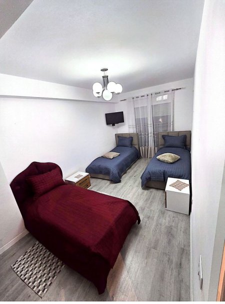 Jepet me Qera Apartament 2+1+2 ne 5 Maji,   700 €URO