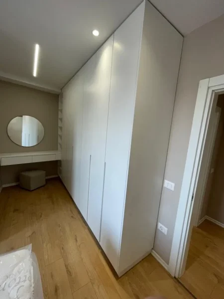 Shqiperi, jepet me qera apartament 2+1 Kati 4, 108 m² 1.000 € (Rruga Jordan Misja)