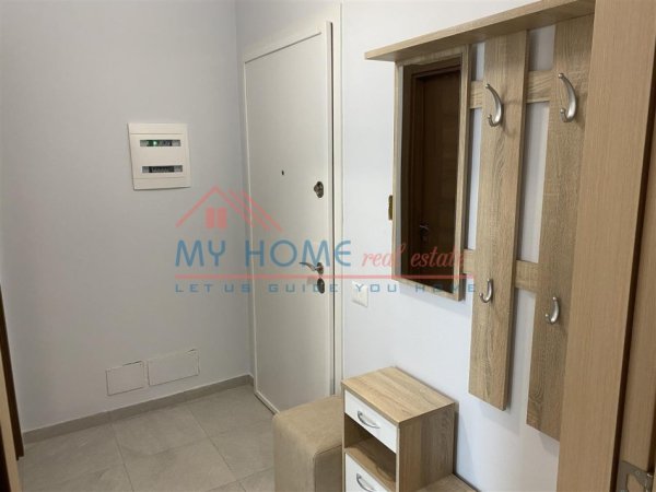 Tirane, jepet me qera apartament 1+1+Ballkon Kati 6, 70 m² 550 € (Rruga e Dibres)