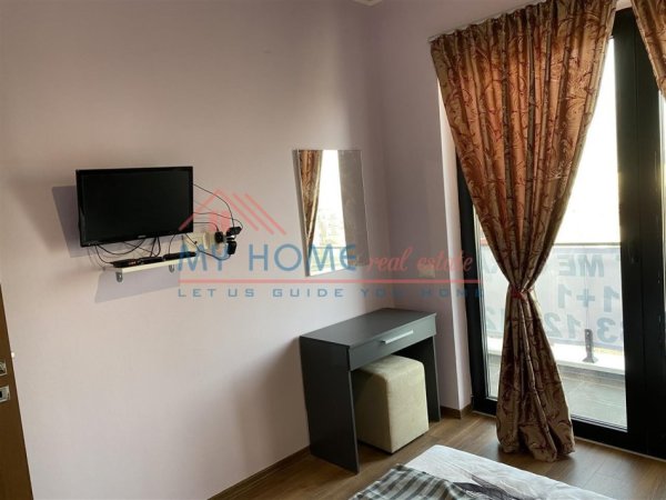 Tirane, jepet me qera apartament 1+1+Ballkon Kati 6, 70 m² 550 € (Rruga e Dibres)