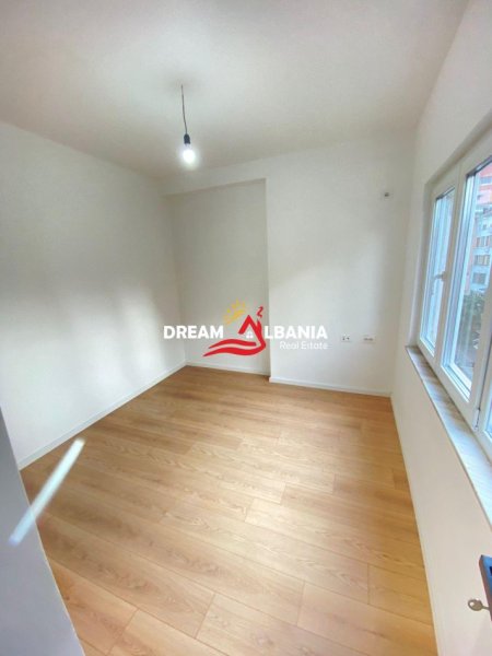 Tirane, shitet apartament 1+1 Kati 5, 52 m² 138.000 € (margarita tutulani)