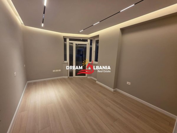 Tirane, shitet apartament 2+1 Kati 8, 112 m² 350.000 € (myslym shyri)