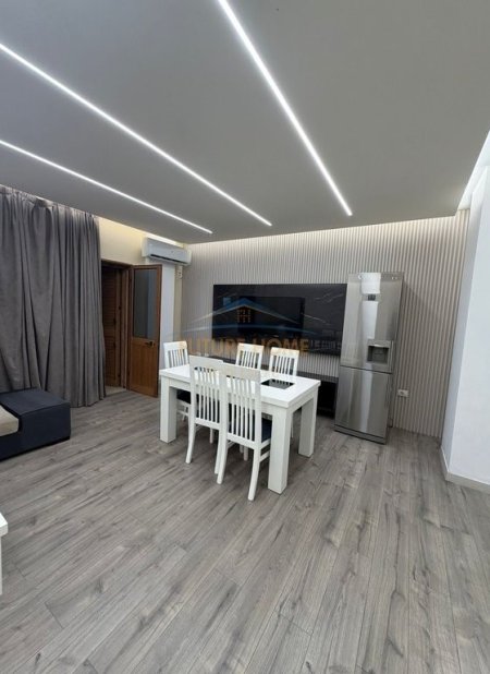 Tirane, jepet me qera apartament 3+1 Kati 1, 145 m² 800 € (Don Bosko)