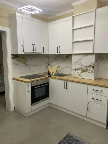 Tirane, jepet me qera apartament 1+1+Ballkon Kati 1, 65 m² 400 € (LAPRAKE)