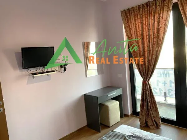 Tirane, jepet me qera apartament 1+1+Ballkon Kati 2, 70 m² 550 € (Kompleksi Arlis)