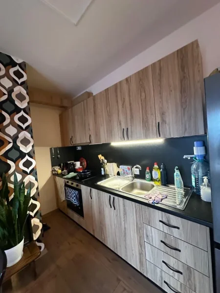 Tirane, shitet apartament 2+1+Aneks+Ballkon Kati 8, 91 m² 205.000 €