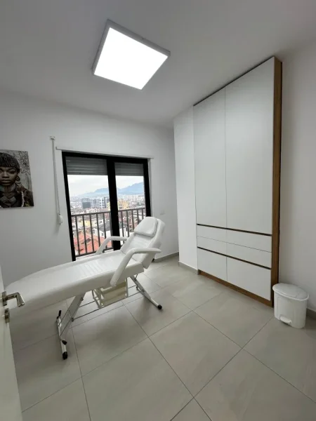 Tirane, shitet apartament 2+1+Aneks+Ballkon Kati 8, 116 m² 261.000 €