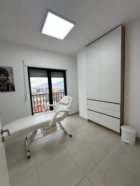 Tirane, shitet apartament 2+1+Aneks+Ballkon Kati 8, 116 m² 261.000 €