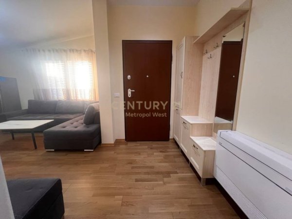 Tirane, jepet me qera apartament 2+1 Kati 3, 75 m² 650 € (21 Dhjetori)