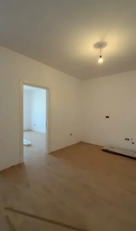 Tirane, shitet apartament 2+1+Ballkon Kati 7, 103 m² 140.000 € 