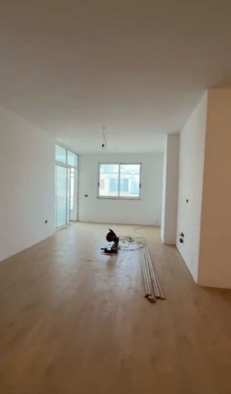 Tirane, shitet apartament 2+1+Ballkon Kati 7, 103 m² 140.000 € 