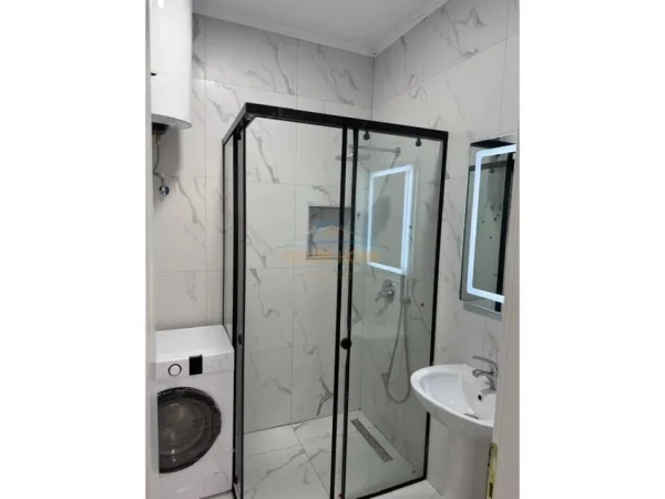 Tirane, jepet me qera apartament 1+1 Kati 6, 66 m² 500 € (Astir , Urban GATE)