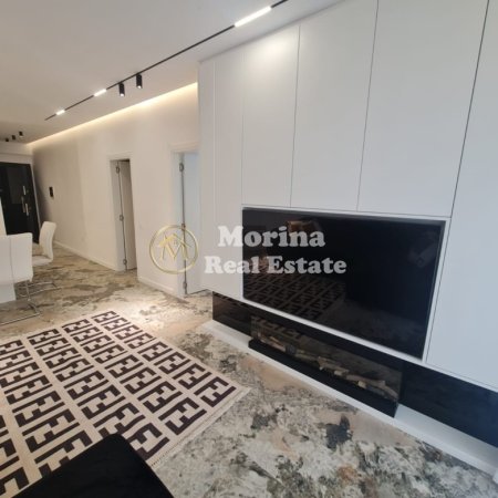 Tirane, jepet me qera apartament 1+1 Kati 2, 80 m² 1.200 € (Liqeni i Thate)