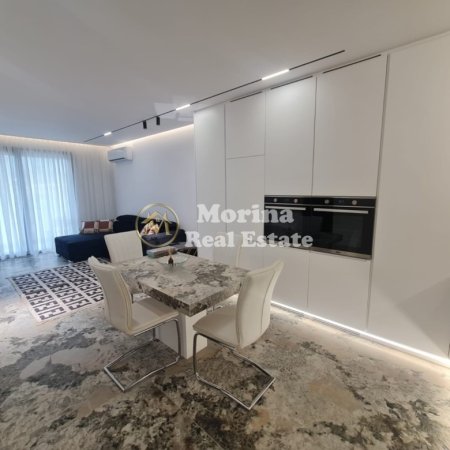 Tirane, jepet me qera apartament 1+1 Kati 2, 80 m² 1.200 € (Liqeni i Thate)