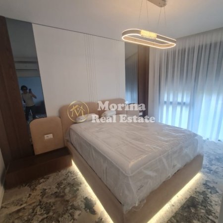 Tirane, jepet me qera apartament 1+1 Kati 2, 80 m² 1.200 € (Liqeni i Thate)