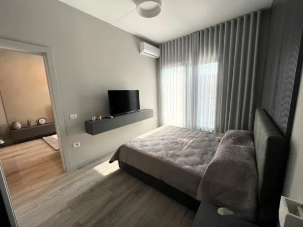 Tirane, jepet me qera apartament 1+1 Kati 2, 70 m² 850 € (GARDEN BUILDING)