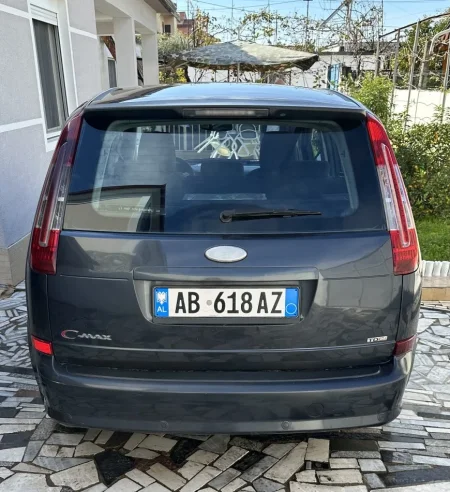 Elbasan, shitet makine Ford c max Nafte, blu e errët manuale Kondicioner 300.000 km 2.800 €