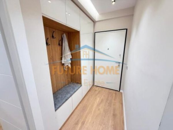 Tirane, jepet me qera apartament 2+1+Ballkon Kati 3, 105 m² 1.350 € (Liqeni i Thate)