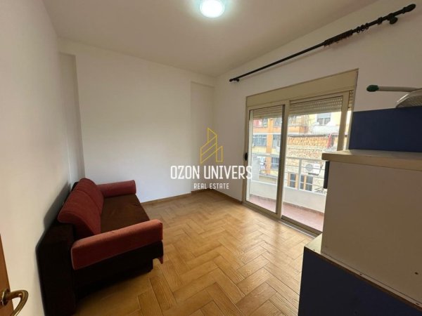 Tirane, jepet me qera apartament 2+1+Ballkon Kati 2, 95 m² 650 € (Myslym Shyri)
