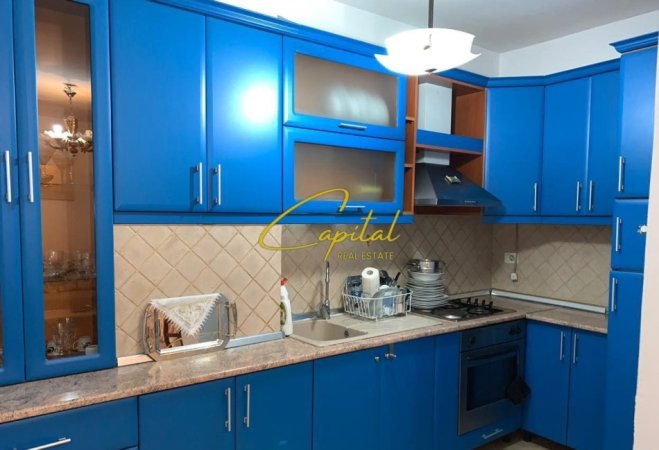 Tirane, shitet apartament 1+1 Kati 12, 80 m² 165.000 € (ISH STACIONI TRENIT)