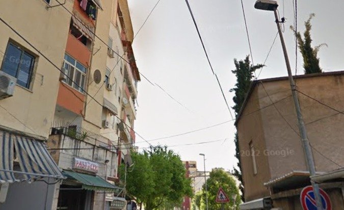 Tirane, jepet me qera ambjent biznesi Kati 0, 418 m² 4.500 € (Pranë Niket Dardani)