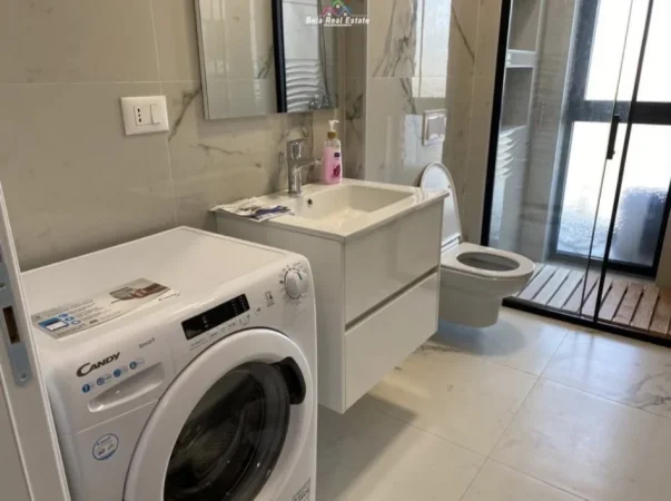 Tirane, jepet me qera apartament 1+1+Ballkon Kati 6, 60 m² 550 € (Farmacia 10)